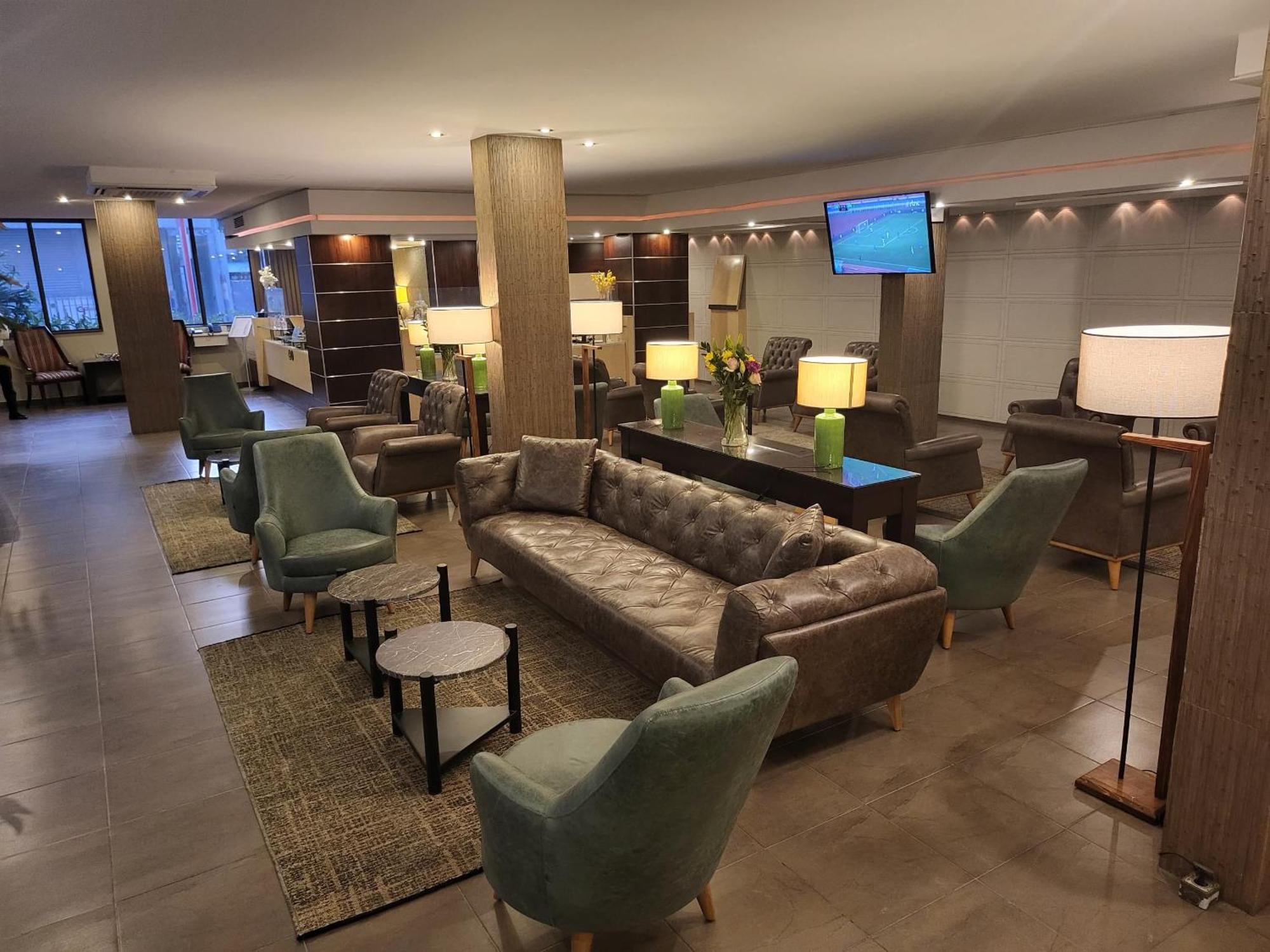 Hotel Royal キンシャサ エクステリア 写真