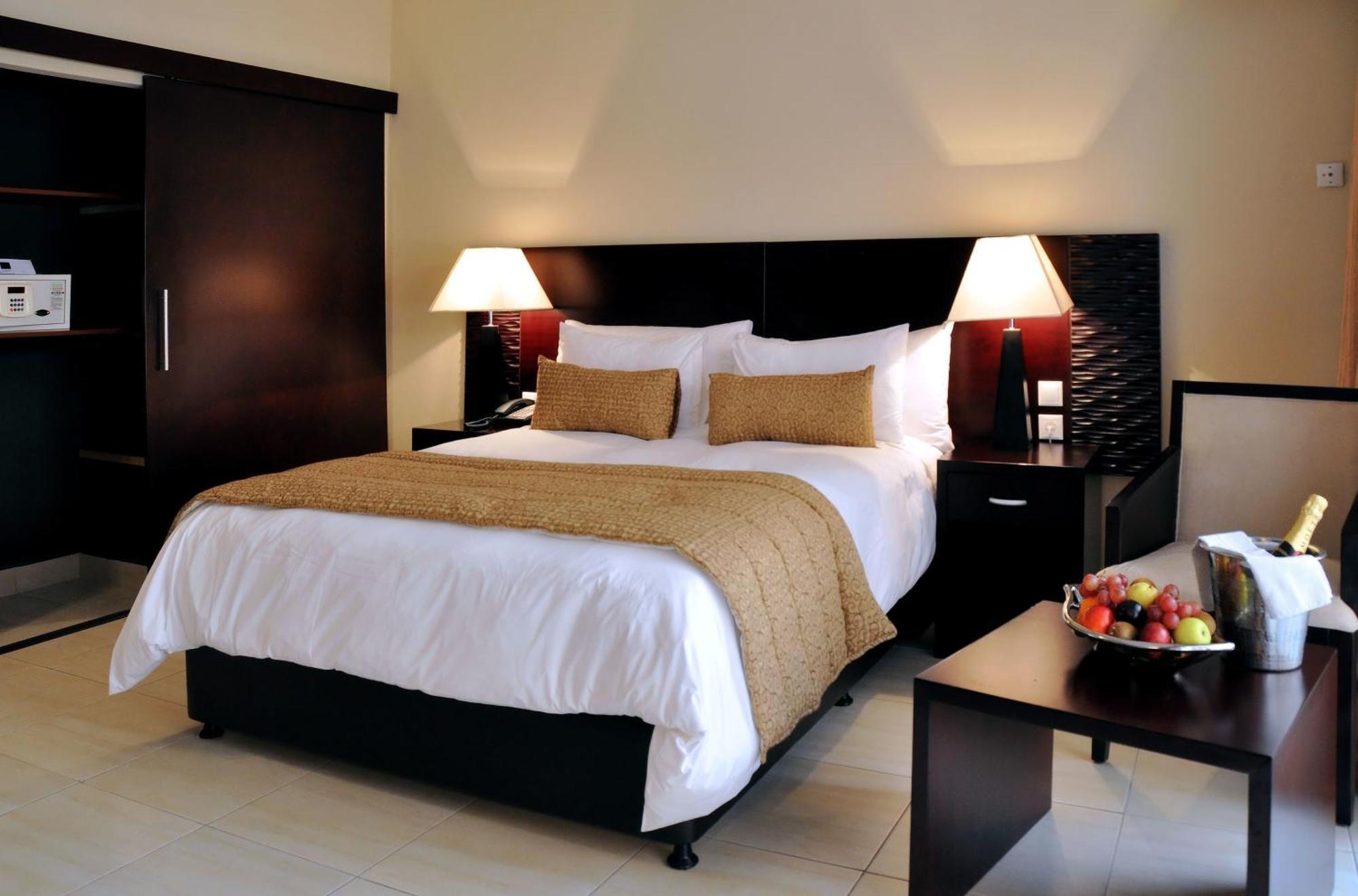 Hotel Royal キンシャサ 部屋 写真